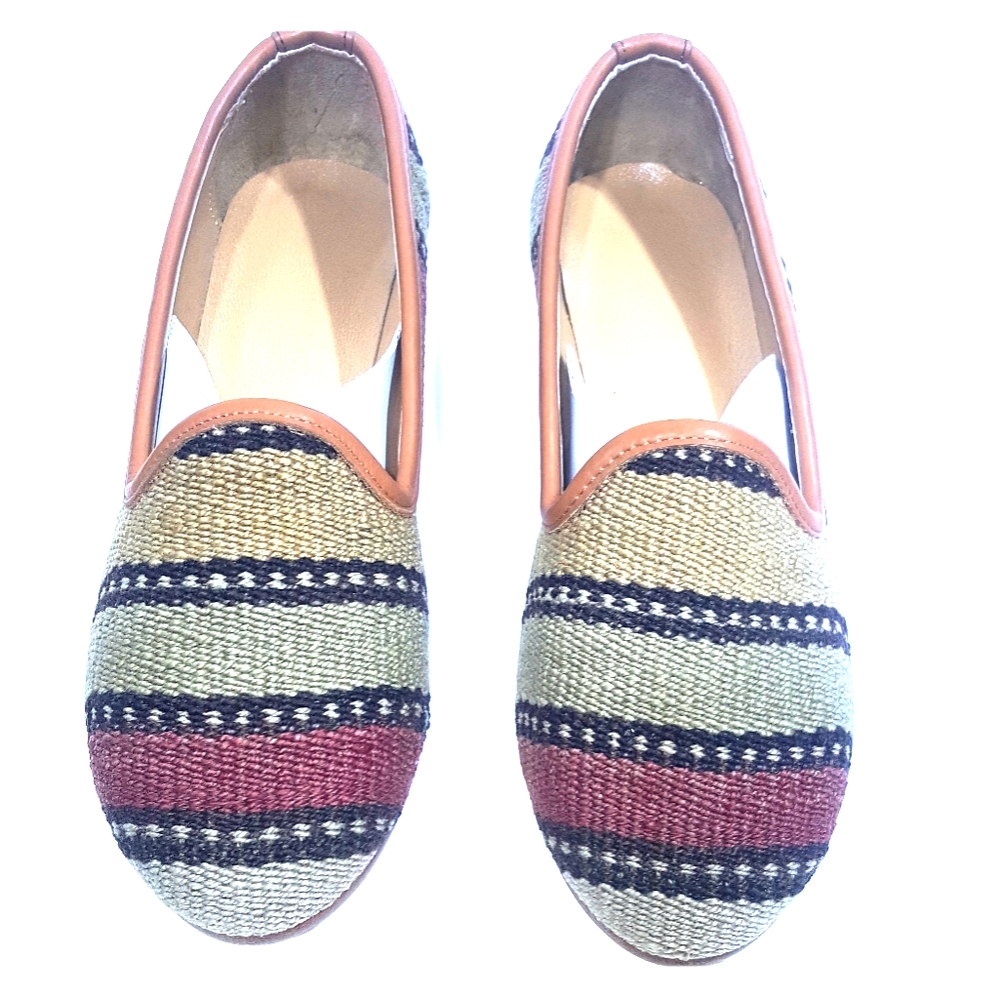 Handmade kilim Flats